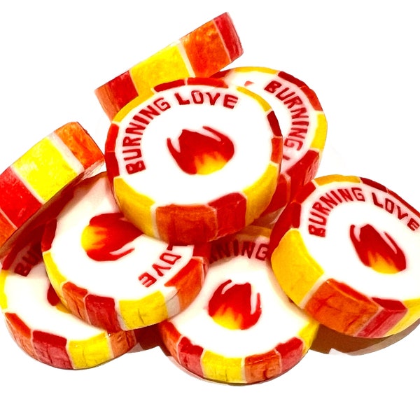 Approx 100 Red Orange Yellow Wedding Favour Individually Wrapped Rock Candy sweet with BURNING LOVE Belgian Waffle & Strawberry Jam Flavour