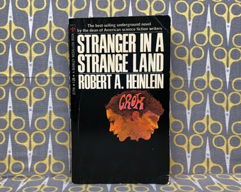 Stranger in a Strange Land by Robert A Heinlein paperback book