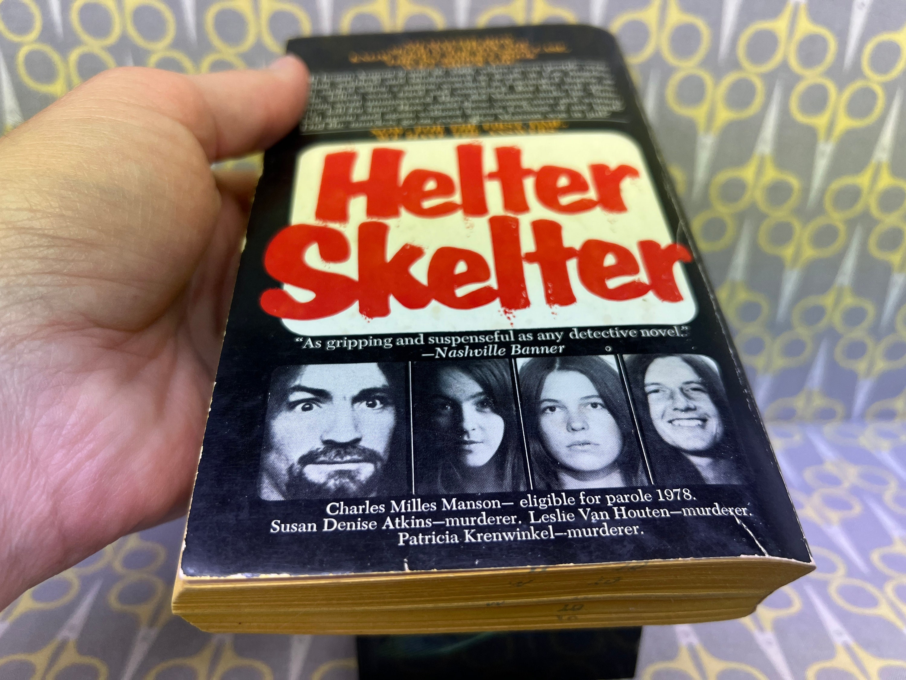 Helter Skelter the True Story of the Manson Murders by Vincent 