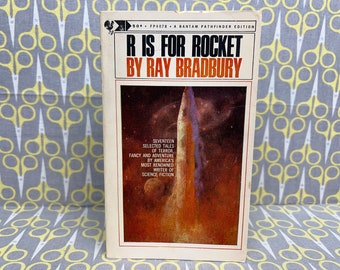 R es para Rocket de Ray Bradbury libro de bolsillo vintage
