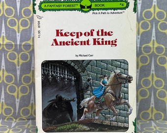 Den uråldriga kungens fästning - Bok #4 En fantasiskog™-serie av Michael Carr - Vintage fantasy-spelbok pocketbok vintage