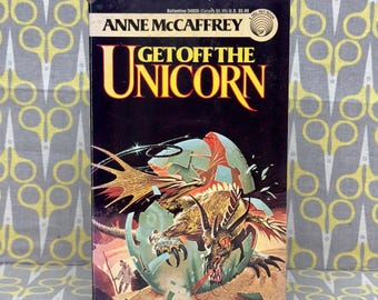 Get Off the Unicorn av Anne McCaffrey – Samling av noveller i vintage-science fiction