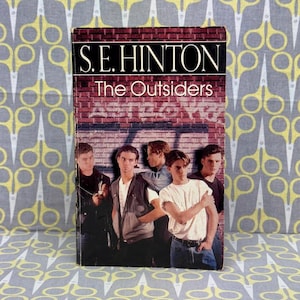 The Outsiders by SE Hinton paperback book vintage teen drama 1989 Dell Edition