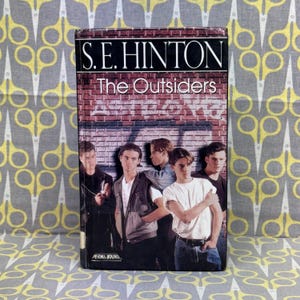 The Outsiders by S.E. Hinton paperback book Perma-Bound vintage Dell