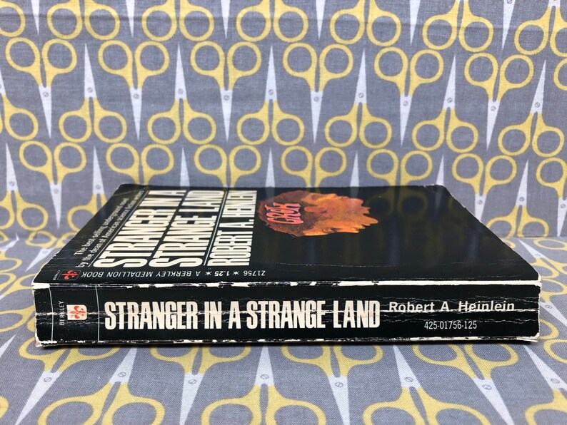 Stranger in a Strange Land by Robert A Heinlein Paperback Book | Etsy