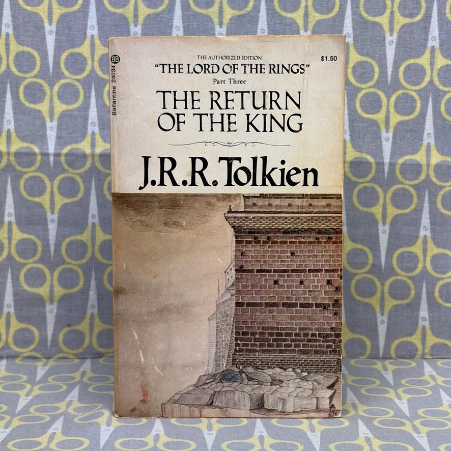 The Return of the King by J.R.R. Tolkien — Vintage Paperback Book