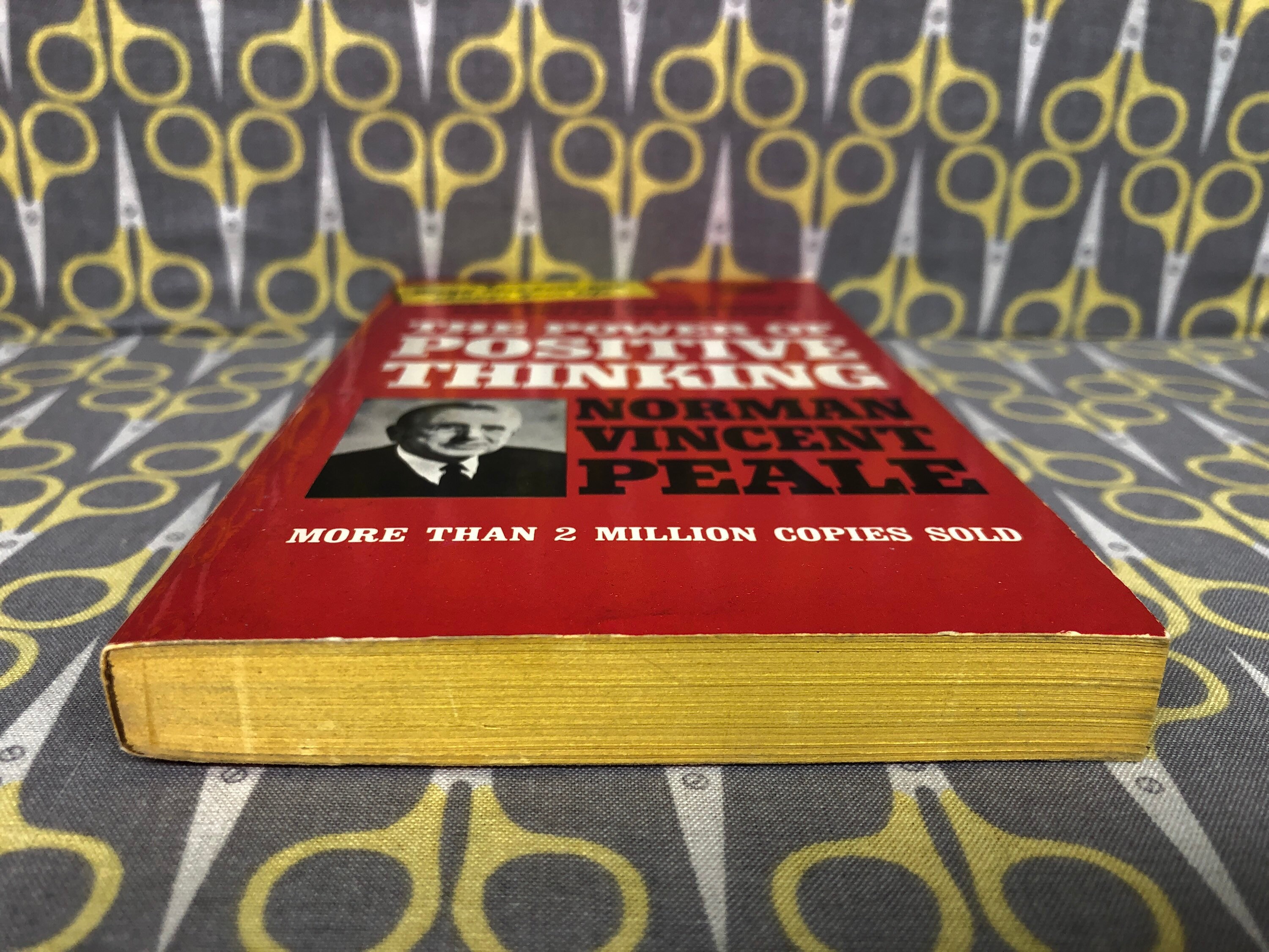 【中古】 POWER OF POSITIVE THINKING(A)/POCKET BOOKS USA/NORMAN VINCENT PEALE 51cFV6qAX-L._AC_SY200_QL15_.jpg