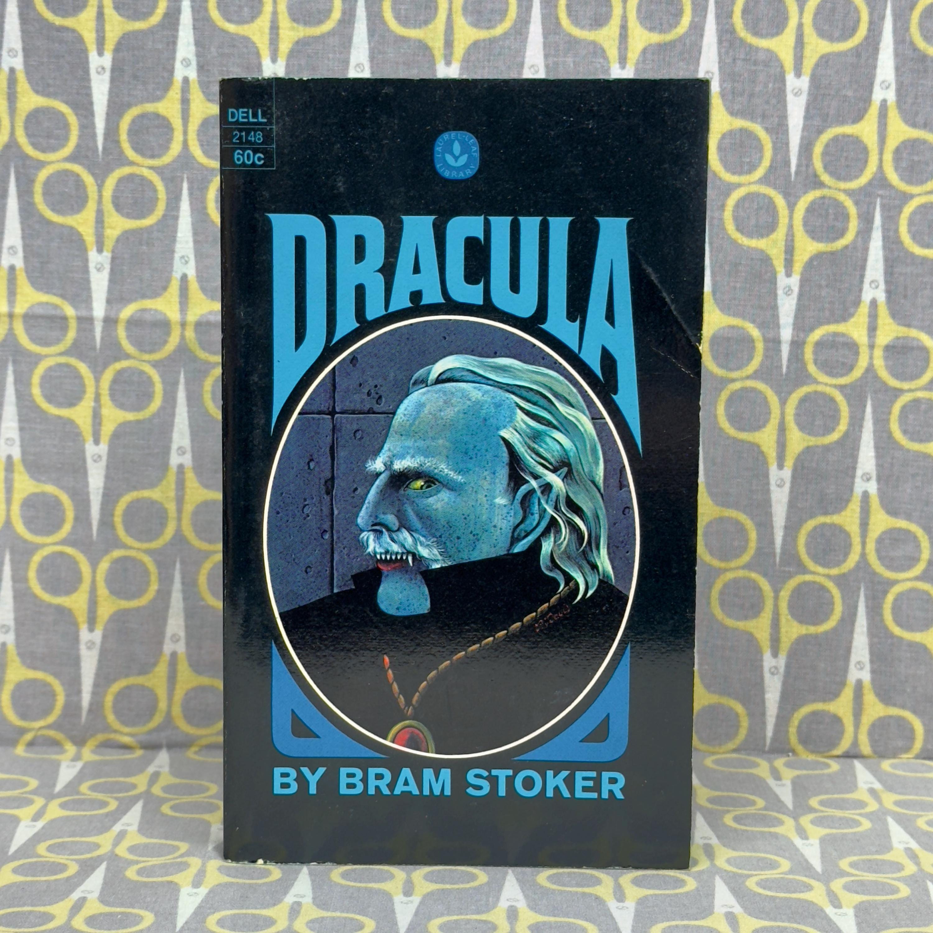 ドラキュラ　Doracula - Bram Stoker Dracula: Stoker, Bram: Amazon.com: Books