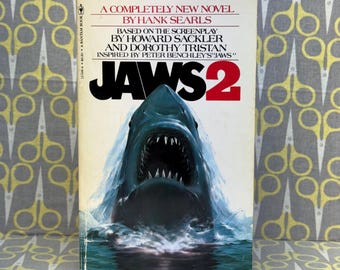 Jaws 2 by Hank Searls Paperback Book Movie Tie In Novelization Horror Vintage