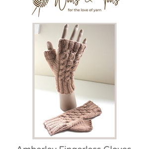 PDF Amberley Fingerless Gloves Knitting Pattern tricoté en rond Taille pour adultes et adolescents Autorisation de vendre des produits finis image 1