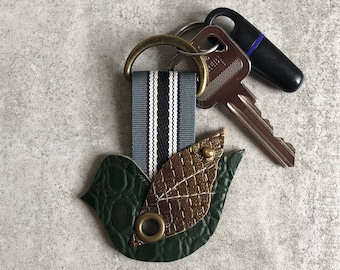 Leather Keychain Cord Holder | Green Bird Design Cord Organiser | Leather Cord Keeper | Earphone Organizer | Cable Organizer | Bird Keyring