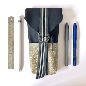 Astuccio grande in pelle / Astuccio portapenne in pelle blu-grigia / Portapenne per il trucco / Regalo per artisti / Portapenne / Astuccio per cancelleria