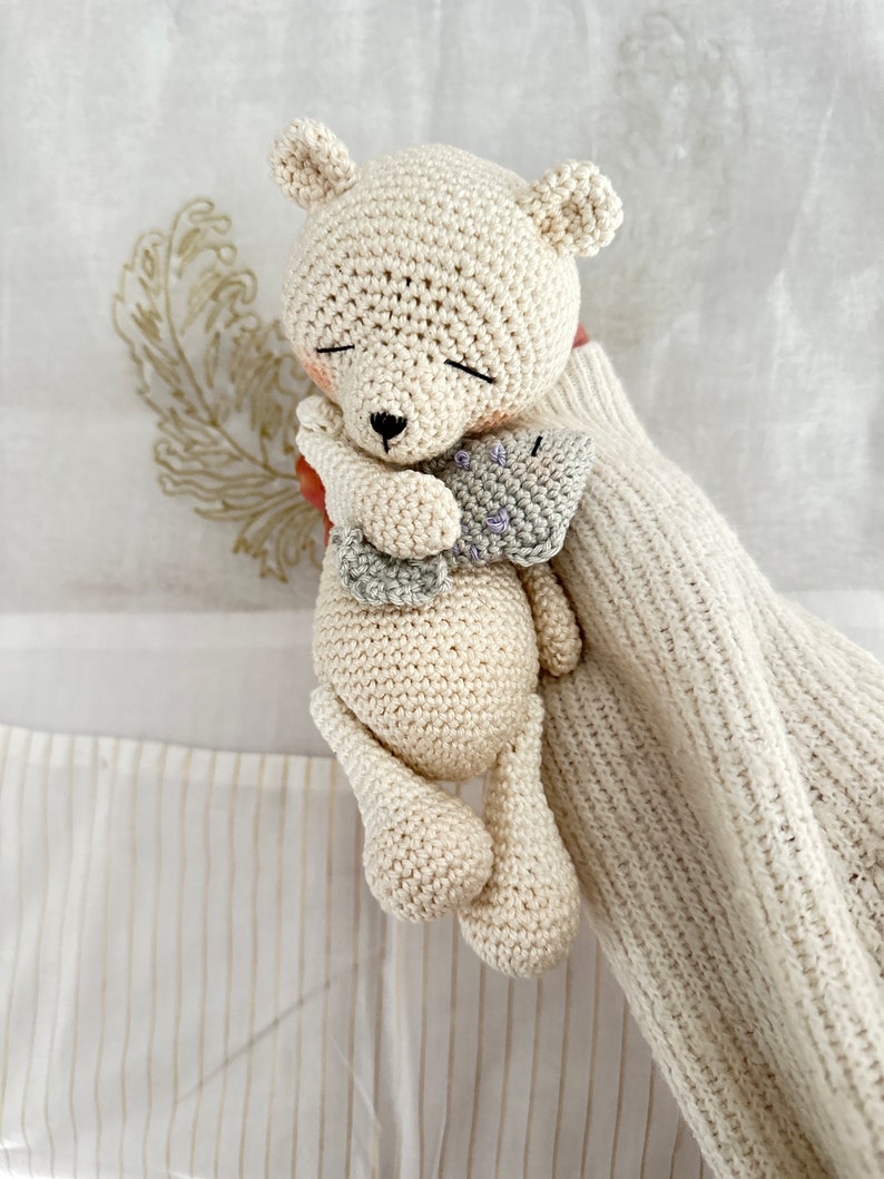 crochet pattern little polar bear PLUME with his plushie fish, a special gift for special events image 6