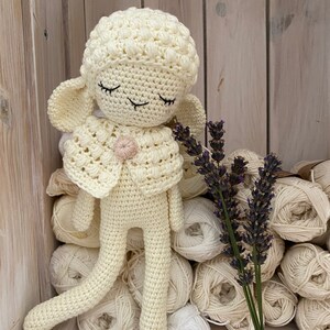 Amigurumi sheep JADE made with organic coton GOTS, stuffed animal for baby gift, amigurumi image 9