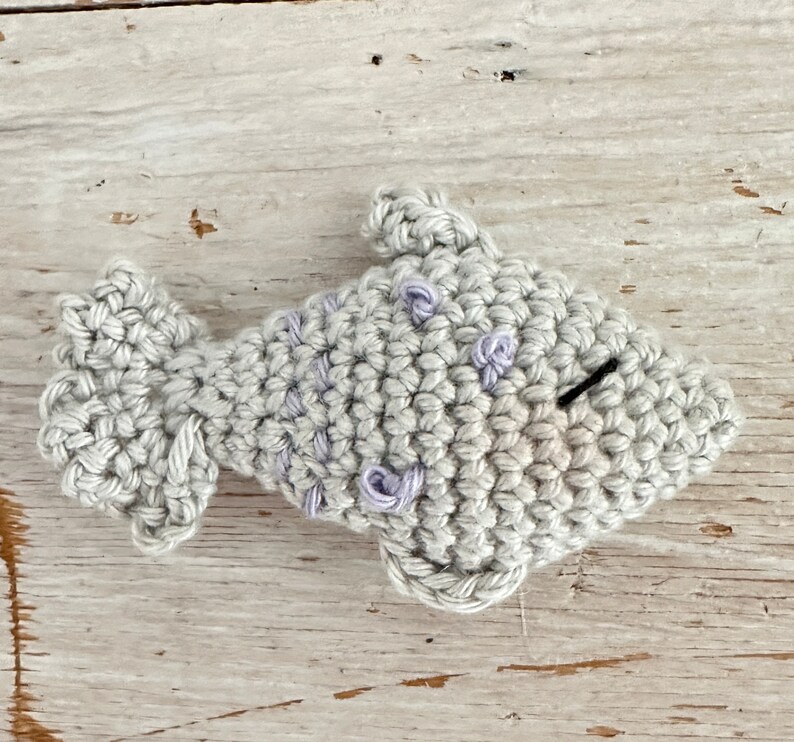 crochet pattern little polar bear PLUME with his plushie fish, a special gift for special events image 8