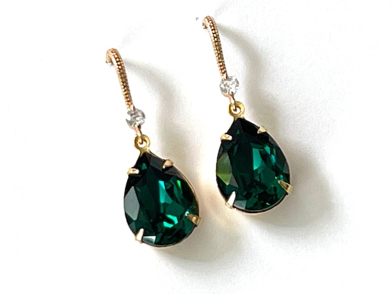Emerald Green Crystal Leaf Earrings, Swarovski Crystal, Bridal Earrings,  Bridesmaid Gift, Fall Autumn Wedding, Juniper, Forest Green, Green - Etsy