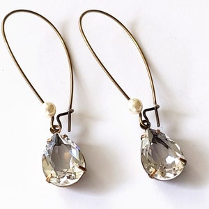 Crystal Teardrop Earrings, Small Clear Teardrop Earrings, Antique Brass Art Deco Earrings, Vintage Bride Jewelry, Clear Rhinestone Earrings