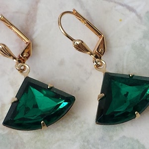 Vintage Emerald Earrings, Green Drop Earrings, Art Deco Earrings, Gold Earrings, Holiday Gifts, Emerald Green Earrings, Gifts for Her image 3