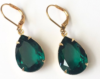 Emerald Crystal Earrings, Emerald Teardrop Earrings, Bridesmaids Gift,  Green Crystal Earrings, Anniversary Gift, Gift for Mom, Prom Jewelry