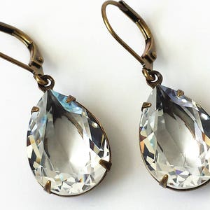 Crystal Teardrop Earrings, Clear Drop Earrings, Bridal Jewelry, Anniversary Gifts, Gifts for Her, Prom Earrings, Jewelry Gift, Gift for Mom