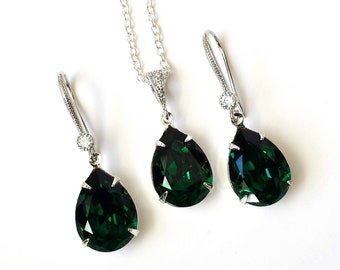 Emerald Swarovski Crystal Jewelry Set: Silver Plated Green Necklace and Earrings, ArtistInJewelry