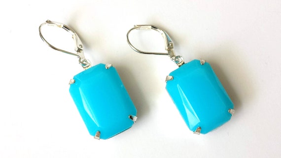 Suvina Baby Blue Earrings main image 1