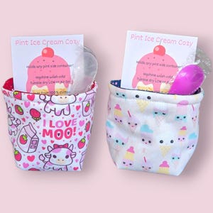 Pint Ice Cream Cozy: Reversible, Microwavable, with Spoon