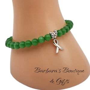 Green Cateye Beaded Awareness Stretch Bracelet / Mental Health / Adrenal Cancer / Cerebral Palsy / TBI / Gastroparesis / Liver Cancer