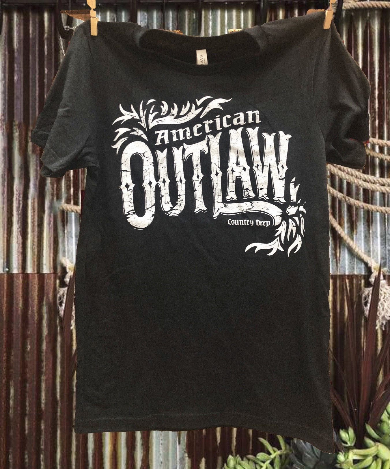 Discover American Outlaw T shirt