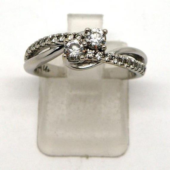 14k White Gold Tu Y Yo Natural Diamonds Ring