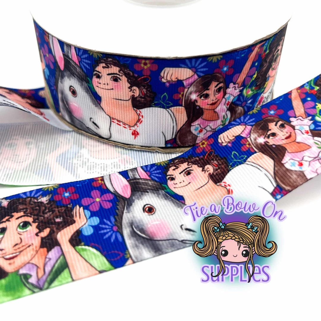 Singing Ribbons Magical Family Closeup | 1.5