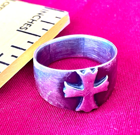 Silver Cross Ring, 925 sterling silver, size 9.5 - image 3