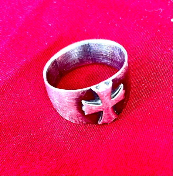 Silver Cross Ring, 925 sterling silver, size 9.5 - image 1