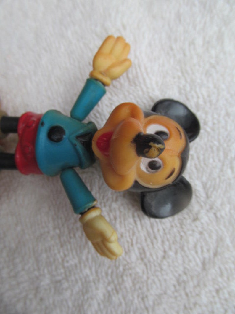 mickey mouse push pop