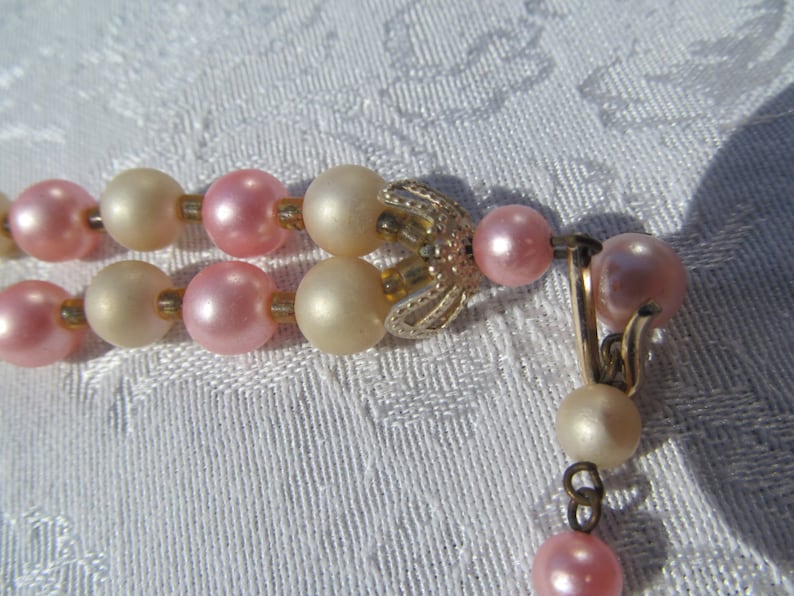 Vintage 2 row beads faux pearls pink and white hoker from the 60/'s 70/'s made in Japan