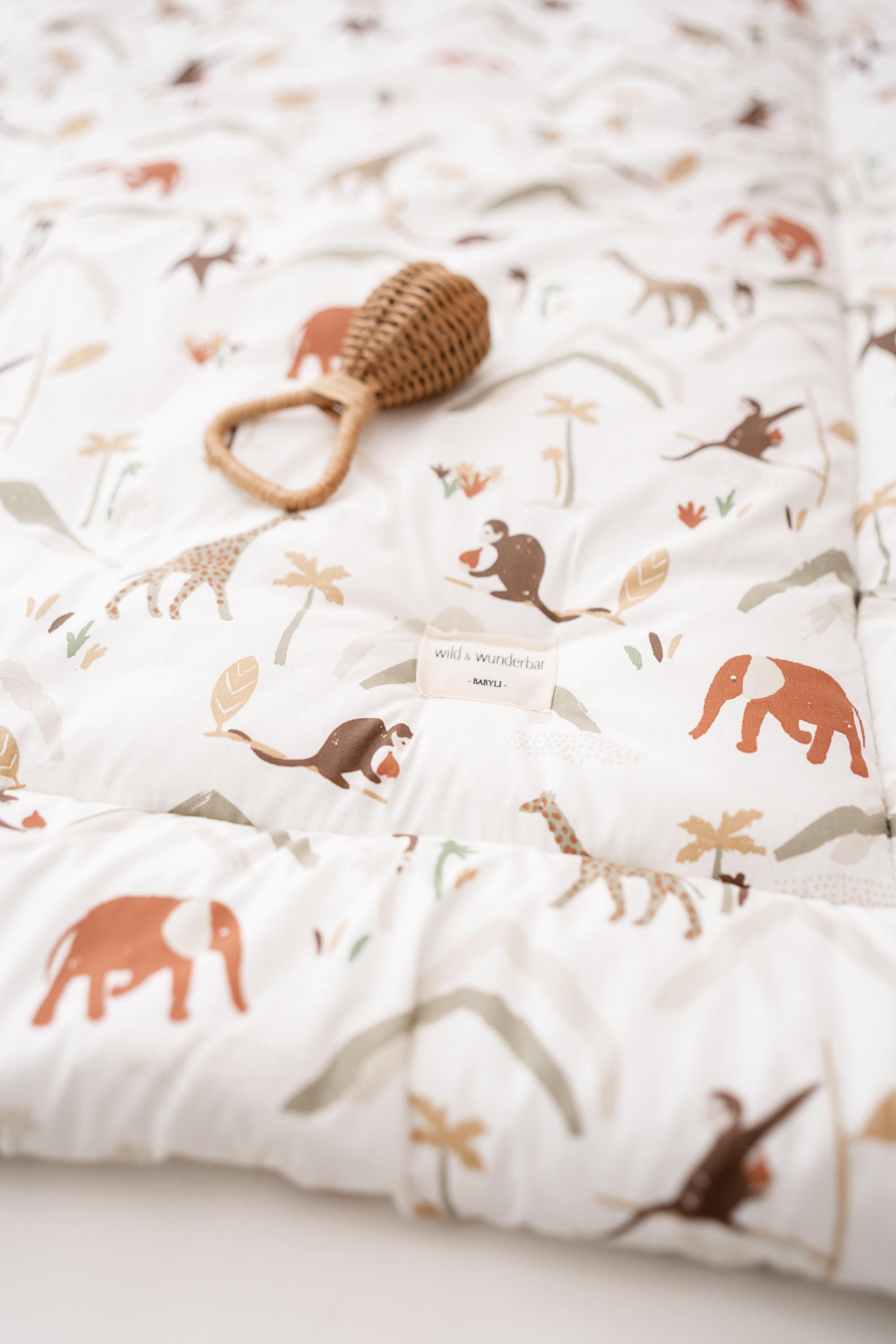 PREMIUM crawling blanket, safari animals - 120 x 120 cm gift for birth