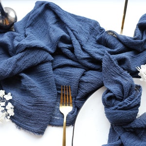 Dispatches from USA/ NAVY blue gauze runner with crinkle texture / ready to ship / 2-4 days to the USA /