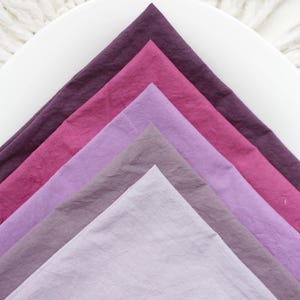 Tovaglioli di cotone tinti a mano in lilla / Tovaglioli di stoffa morbidi e riutilizzabili / Decorazioni rustiche da tavola per matrimoni, feste o uso quotidiano