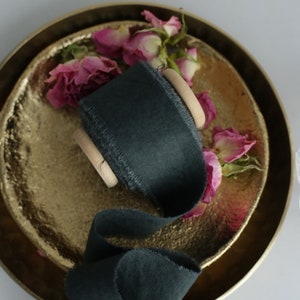Cinta teñida a mano de algodón NEGRO / cinta orgánica de tela / cinta rasgada a mano para ramo de boda, invitaciones, artesanías / Hecho en Ucrania imagen 5