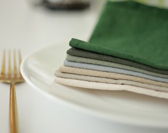 Green linen napkins / Washed linen napkins / Rental friendly / Easter napkins / Everyday cloth napkins / Unpaper napkins