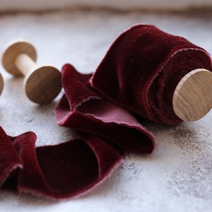 Nastro di velluto di seta / Nastro strappato a mano color vino / Confezione di bouquet da sposa / Confezione del prodotto / Oggetti di scena per matrimoni / Nastro decorativo