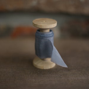 Nastro di seta blu polvere – tinto e strappato a mano – Nastro per inviti di nozze – Decorazione per imballaggio/stile – Nastro di seta morbido per regali e bouquet