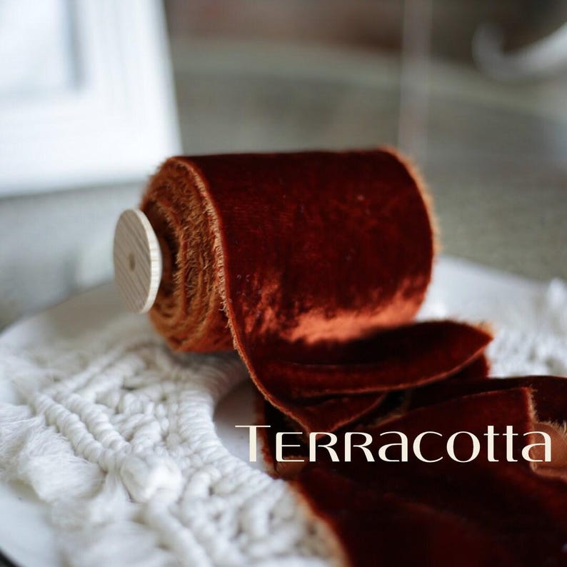 Cinta de terciopelo de seda color terracota: cinta de costura con borde sin rematar teñida a mano imagen 3