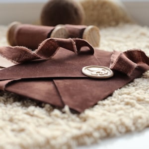 CHOCOLATE handgefärbte Baumwollbänder / Geschenkband / Einladungsbänder / Pflanzengefärbt / Hergestellt in der Ukraine