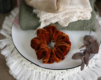 Silk velvet scrunchies / Silk hair tie / 1st anniversary gift / Bridesmaid scrunchies / Silk hair elastic / Cinnamon color scrunchie