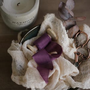 Nastro di seta tinto a mano – Nastro largo in seta e organza – Bordi strappati a mano – Nastro di seta morbido e trasparente per inviti di nozze, styling, bouquet