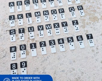 Braille learning kit + up to 12 characters holder, jumbo braille version also available