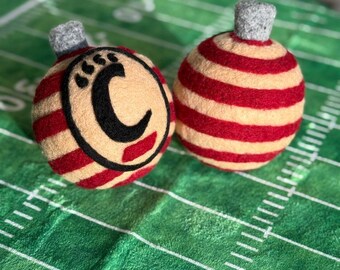 University of Cincinnati striped ornament.