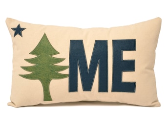 14x21" Maine State pillow with pine tree and star, Maine flag pillow