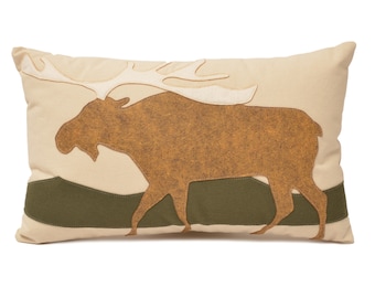 14x21" Moose Lumbar pillow with Mountains